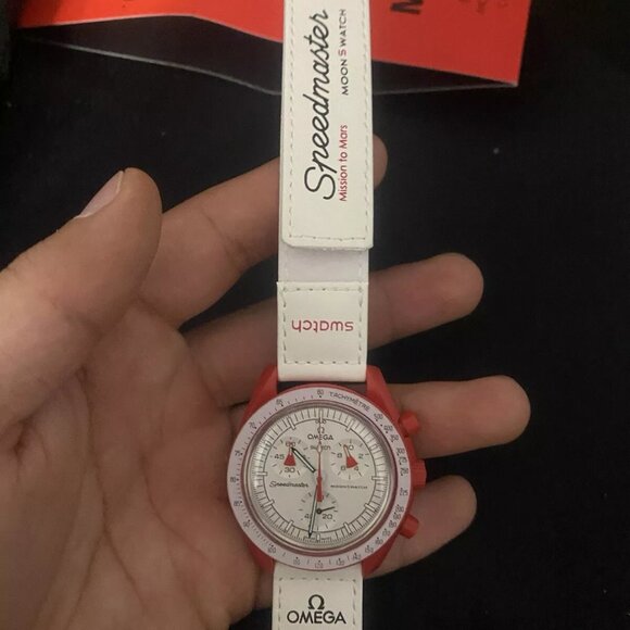Authentic OMEGA X SWATCH Bioceramic MoonSwatch Mission to Mars SO33R100 Full Set - Picture 8 of 12